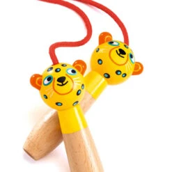 Djeco Springtouw Luipaard 7 Djeco Springtouw Luipaard -Kinderspeelgoedwinkel image 1050