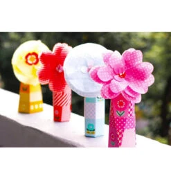 Djeco Do It Yourself - Bloemen In Vaasjes 8 Djeco Do It Yourself - Bloemen In Vaasjes -Kinderspeelgoedwinkel image 2407