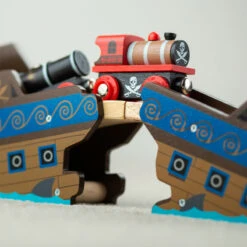 BIGJIGS Piraten Trein -Kinderspeelgoedwinkel image 625