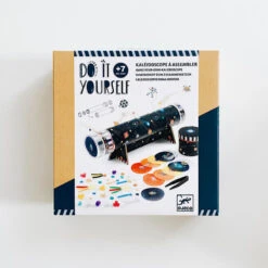 Djeco Do It Yourself - Caleidoscoop Space 9 Djeco Do It Yourself - Caleidoscoop Space -Kinderspeelgoedwinkel image 906